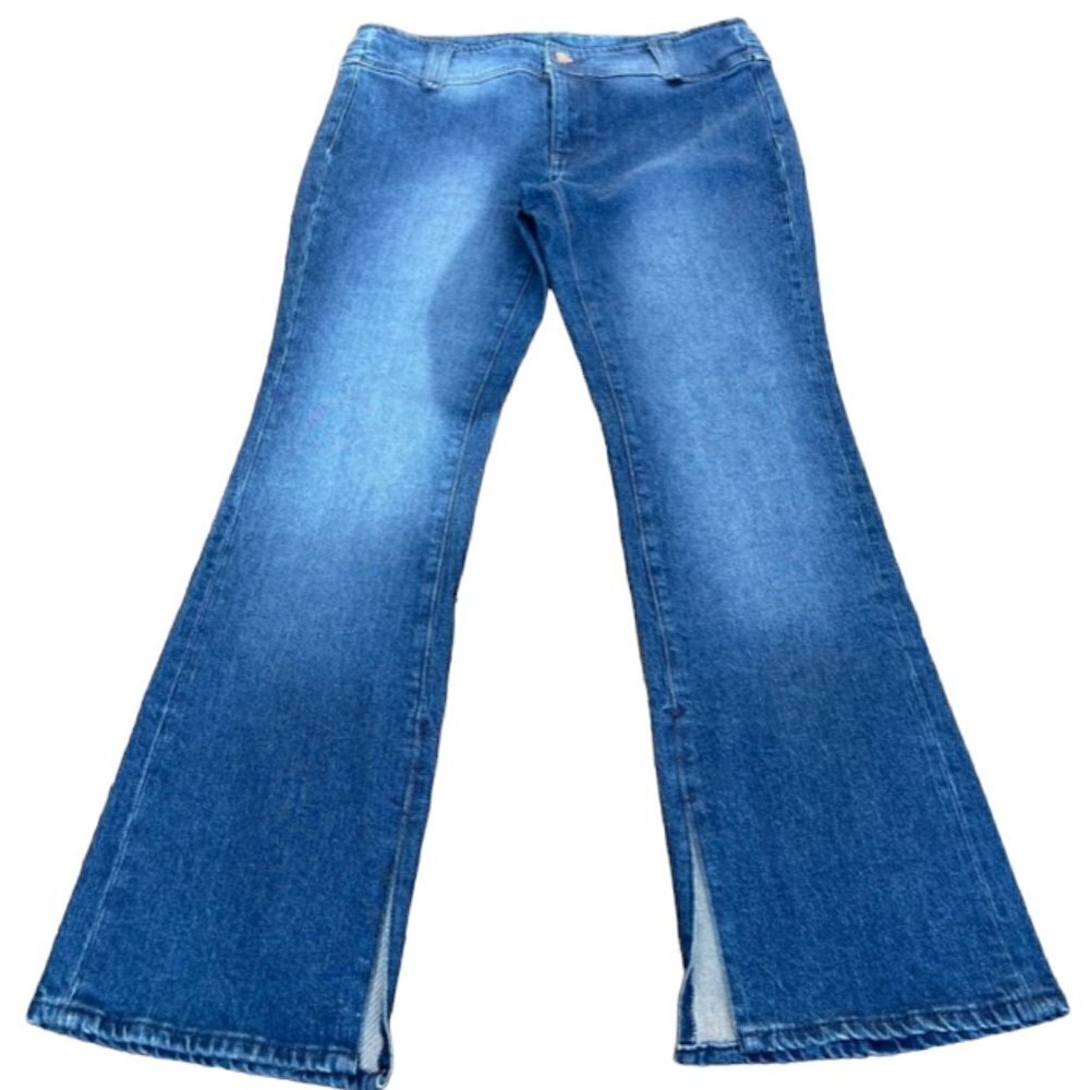 Free People NWT We The Free Emmy Split Hem Blue Boot Cut Jean SIZE 31